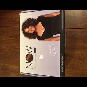 NWT NOW wig. Sherri Shepherd Feathered Pixie.